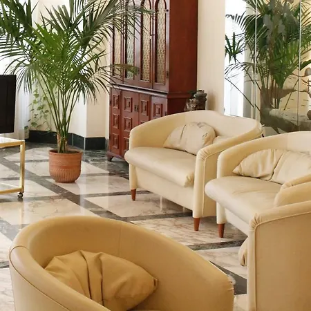 Gh San Giusto Otel 3*